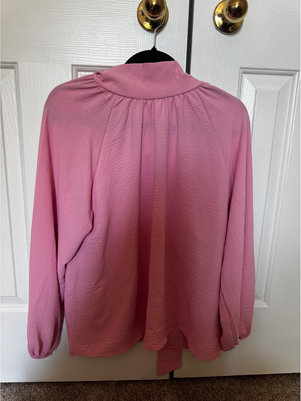 Entro Women’s Large Pink Tie Neck Bow Blouse Long Sleeve Textured Made in USA